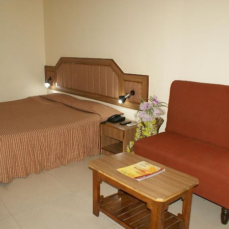 Hotel Lara India Varanasi Exterior photo